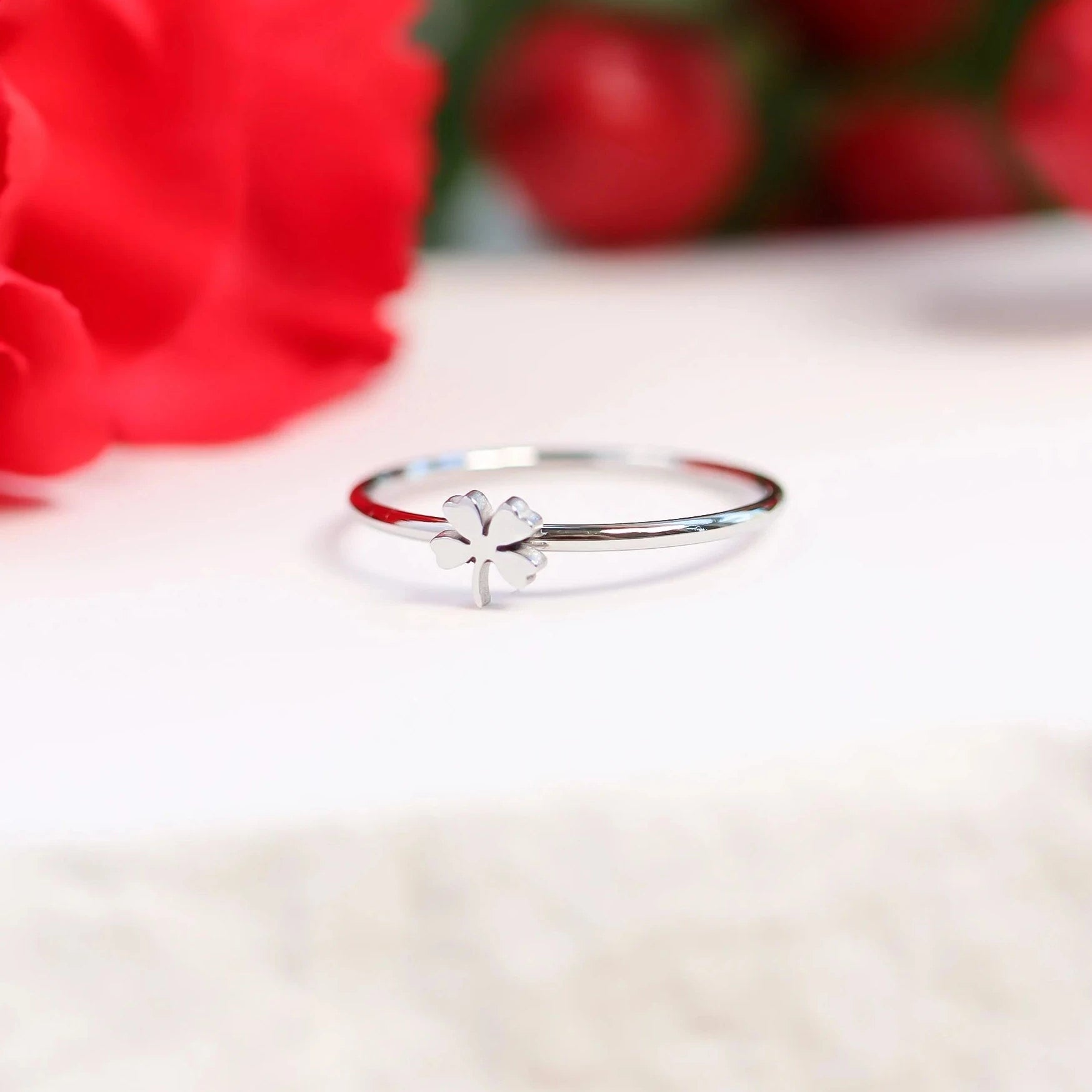 Lucky Clovera Ring